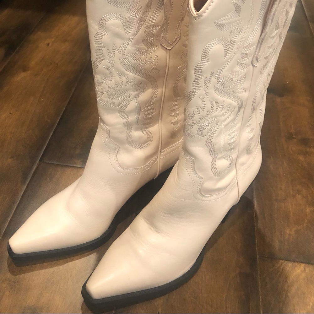 JEFFREY CAMPBELL  Dagget Boot Natural NWOT - Picture 4 of 16